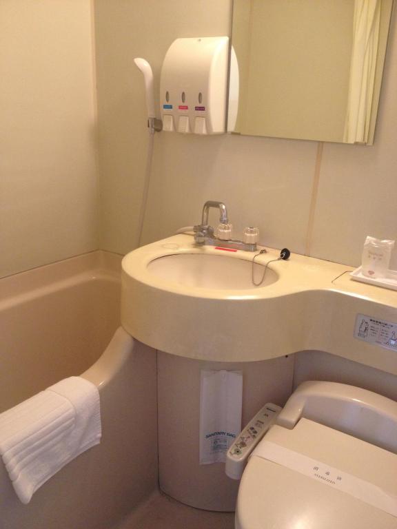פוצ'ו Marroad Inn Tokyo חדר תמונה